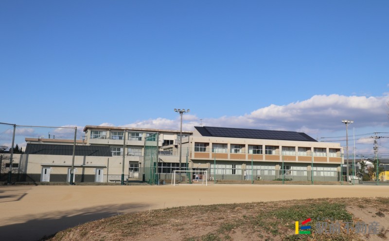 【エイリックスタイル柳川駅前ザ・テラスの小学校】