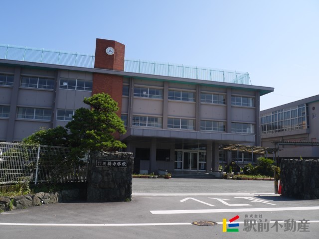 【エイリックスタイル柳川駅前ザ・テラスの中学校】