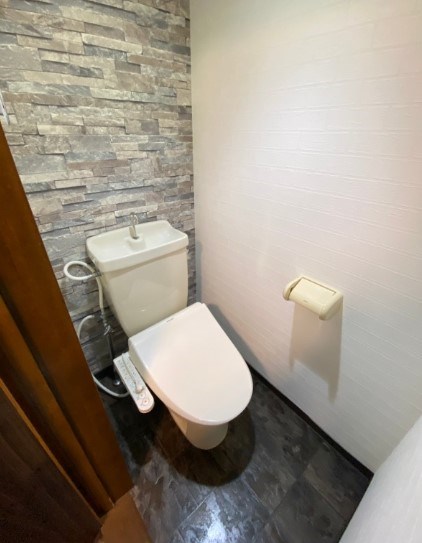 トイレ　※別部屋参考画像