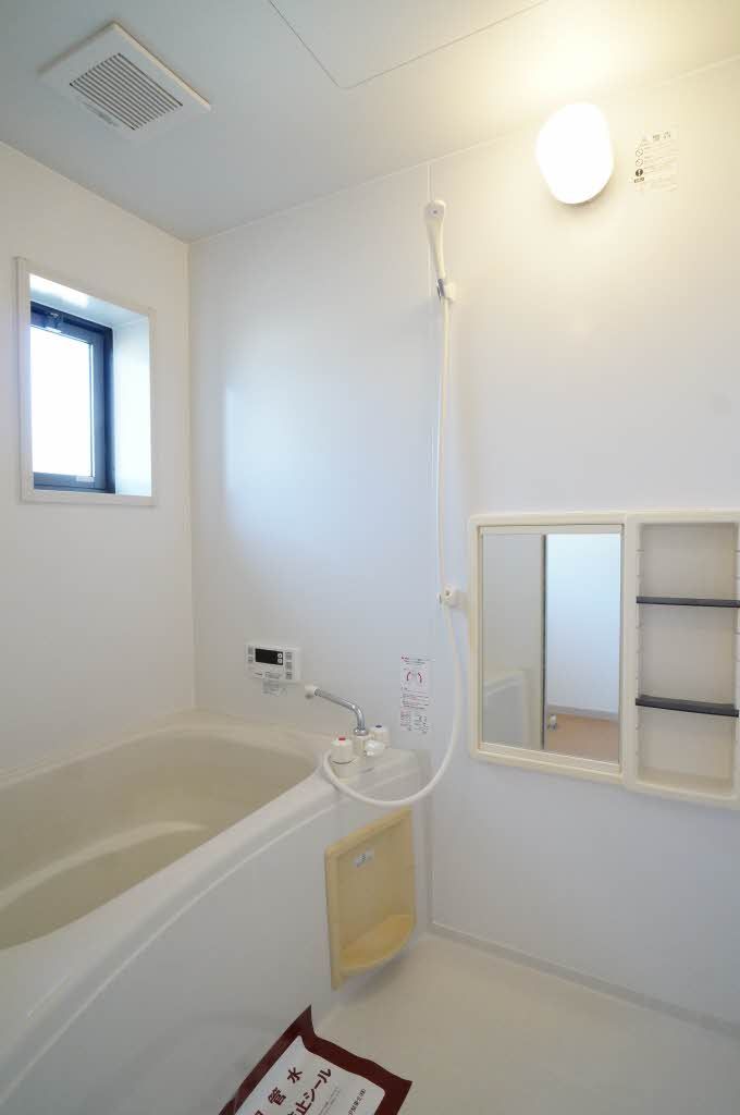 バス・シャワールーム　バスルーム