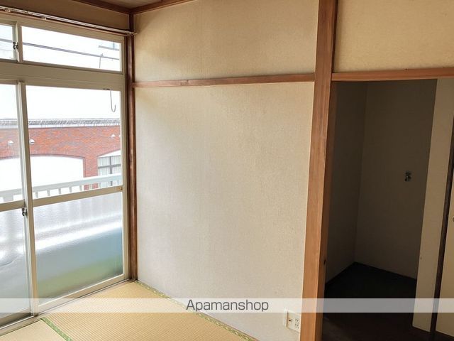 ハイツ北双の居間写真