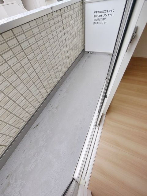 バルコニー　バルコニー