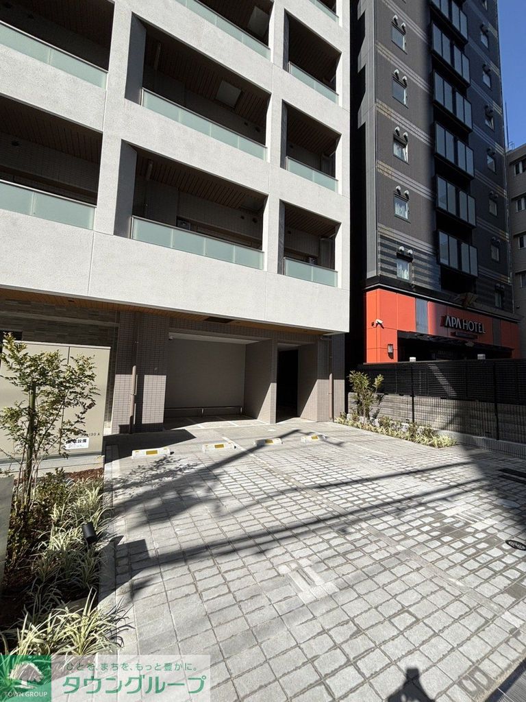 エントランス　エントランス