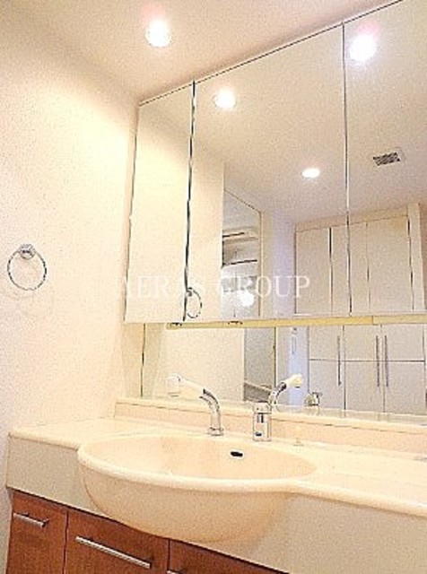 洗面設備　同仕様タイプ