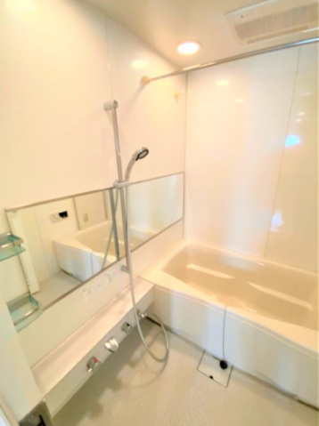 バス・シャワールーム　浴室