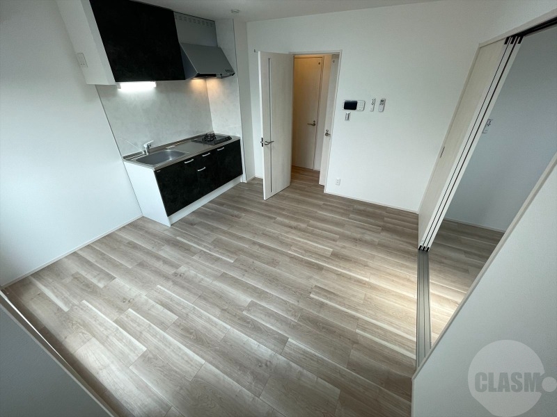 居室・リビング　８．１帖のリビングダイニングキッチン