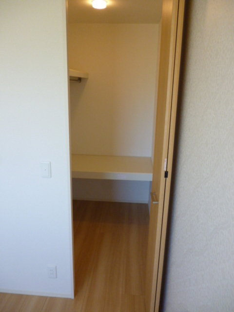 収納　北室ウォークインクローゼット