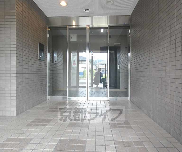 その他共有部分　建物入り口です。