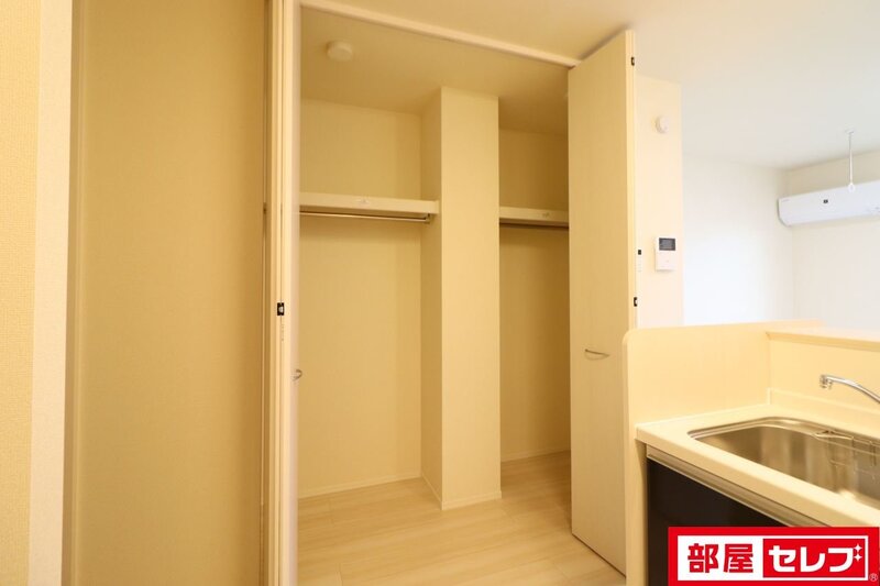 収納　同タイプの１０２号室の写真です。