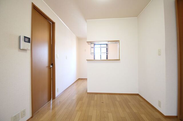 居室・リビング　別室の参考写真です。※現況優先