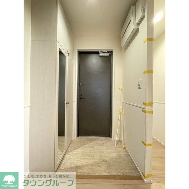玄関　お部屋探しは株式会社　タウンハウジング　までお気軽にお問合…