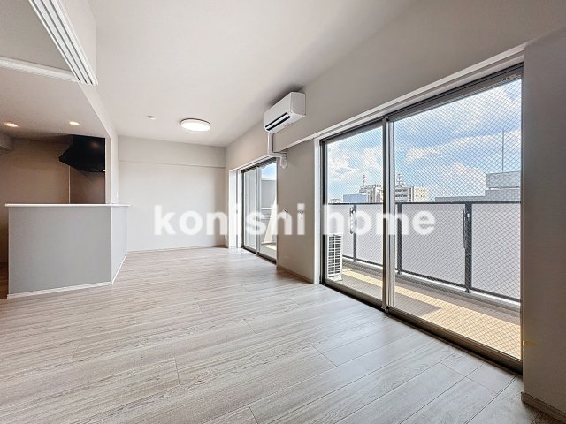 居室・リビング　※同タイプ、別部屋写真使用。