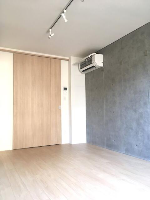 居室・リビング　?