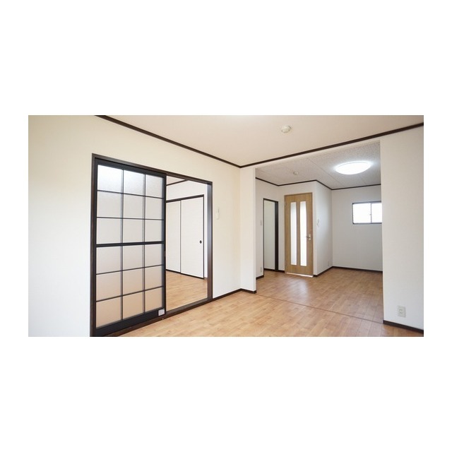 居室・リビング　リビング（同仕様タイプ）