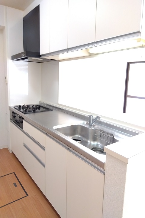 キッチン　※掲載写真は同タイプの別居室のものです