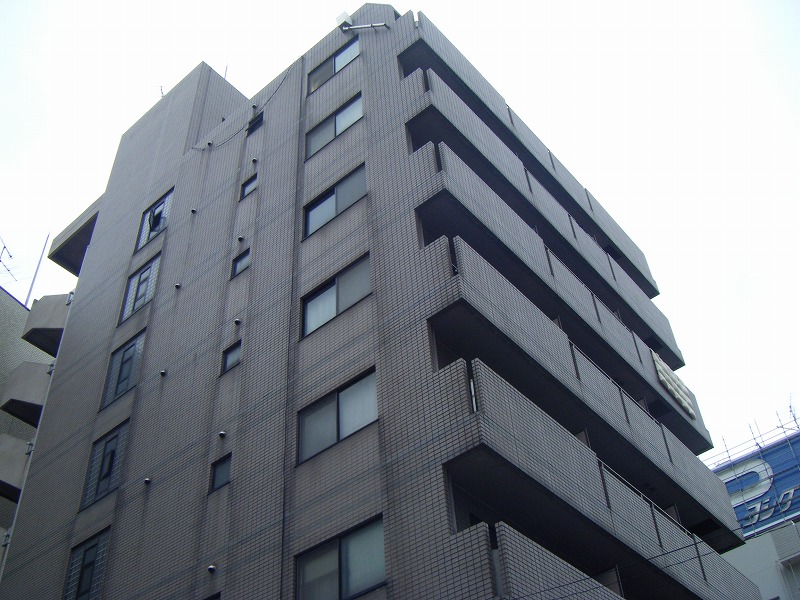 建物外観　駅チカマンションです