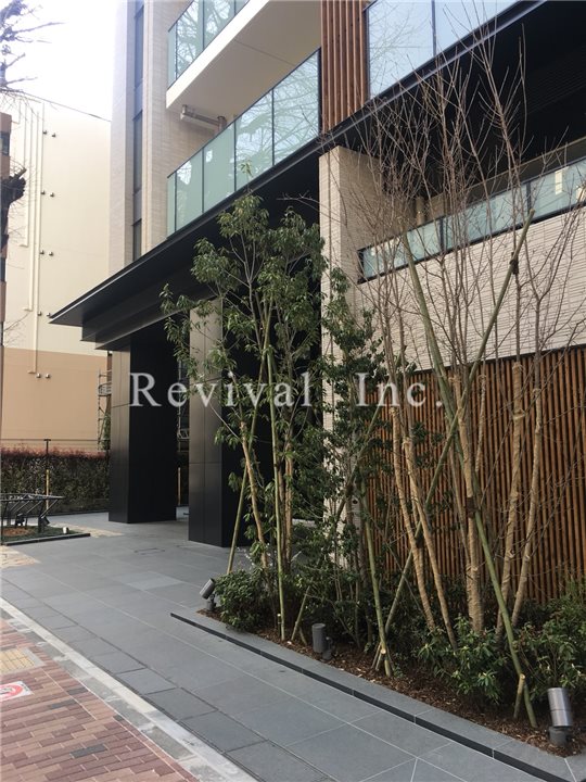 エントランス　品格の感じられる素敵なエントランスです。