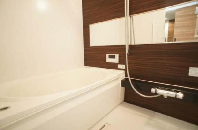 バス・シャワールーム　別号室の参考写真