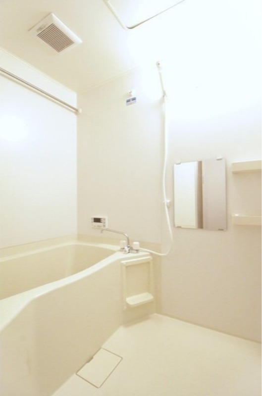 バス・シャワールーム　図面と現状に相違がある場合には現状を優先