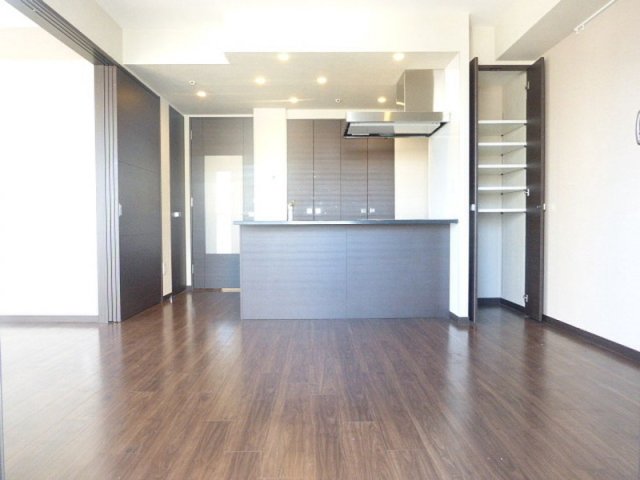 居室・リビング　※別部屋写真参照