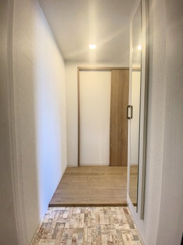 玄関　玄関から。