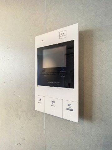 セキュリティ　来訪者が確認できる女性に安心の「TVモニターホン」