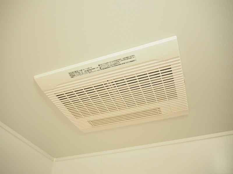 バス・シャワールーム　浴室乾燥機