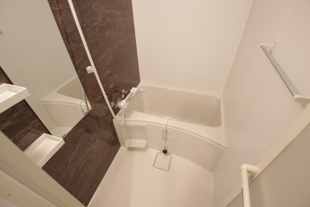 バス・シャワールーム　※別室の参考写真の為、現況優先です。