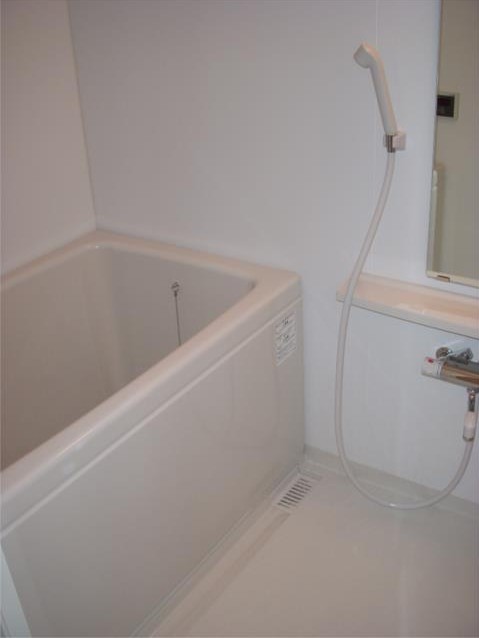 バス・シャワールーム　追い焚き付バス