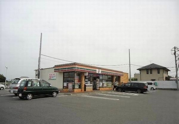 コンビニ　セブンイレブン東金福俵店（コンビニ）まで550m