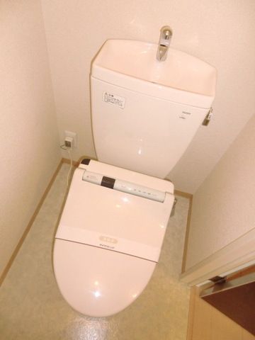 トイレ　トイレ