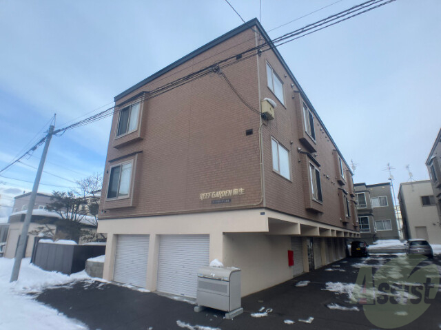 建物外観　札幌市東区北三十八条東「リーフガーデン麻生」