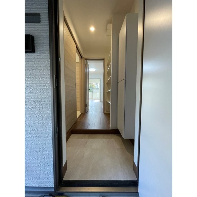 玄関　１０２号室使用