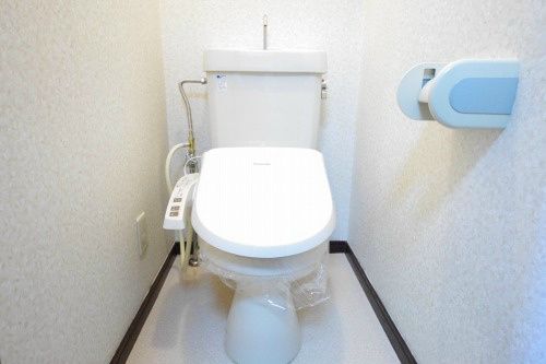 トイレ　シャワートイレ
