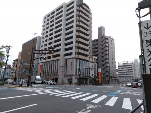 銀行　西日本シティ銀行比恵支店（銀行）まで121m