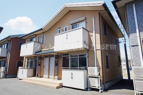建物外観　ウェルシーII