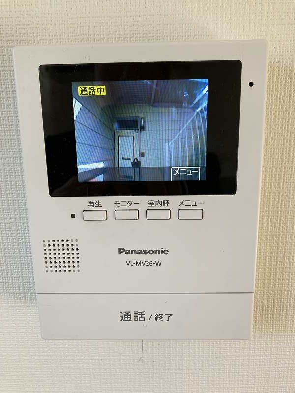セキュリティ　TVモニターホン付き！玄関開けずに顔が確認できます。