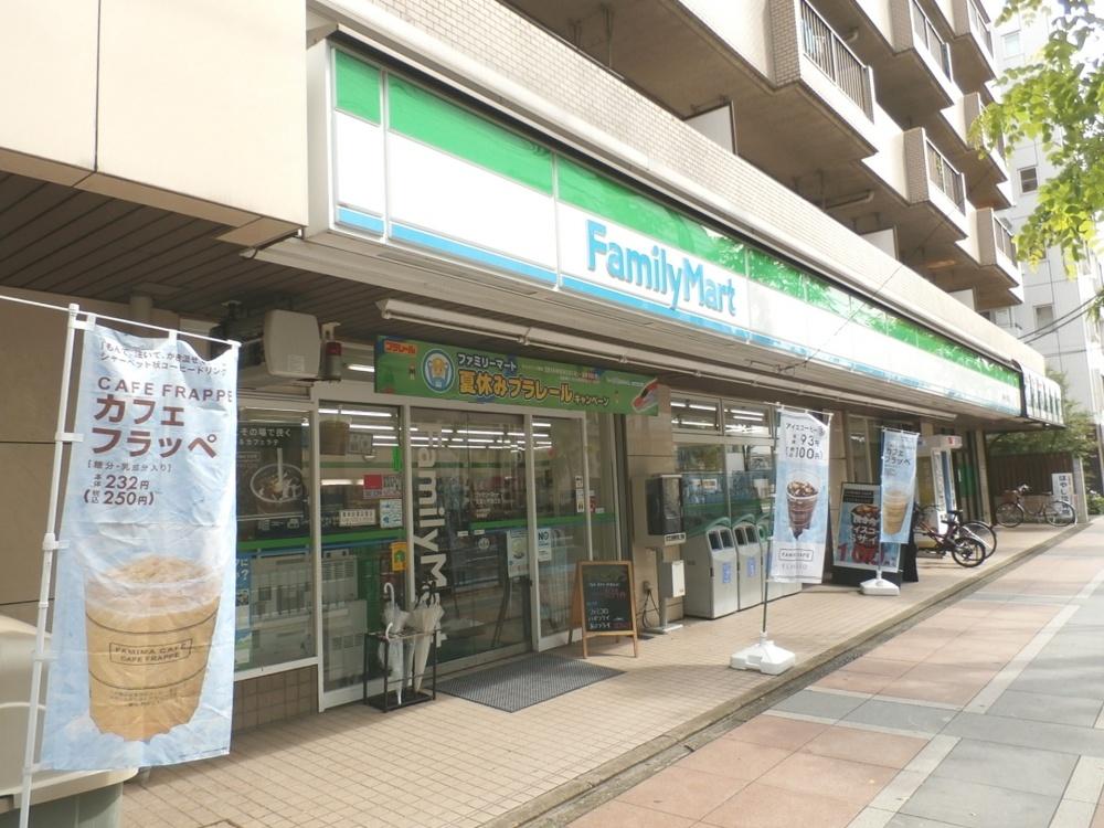 コンビニ　ファミリーマート 丸萬小平南口店（コンビニ）まで324m