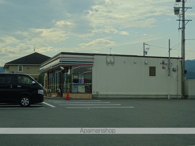 コンビニ　セブンイレブン細江気賀店（コンビニ）まで1967m