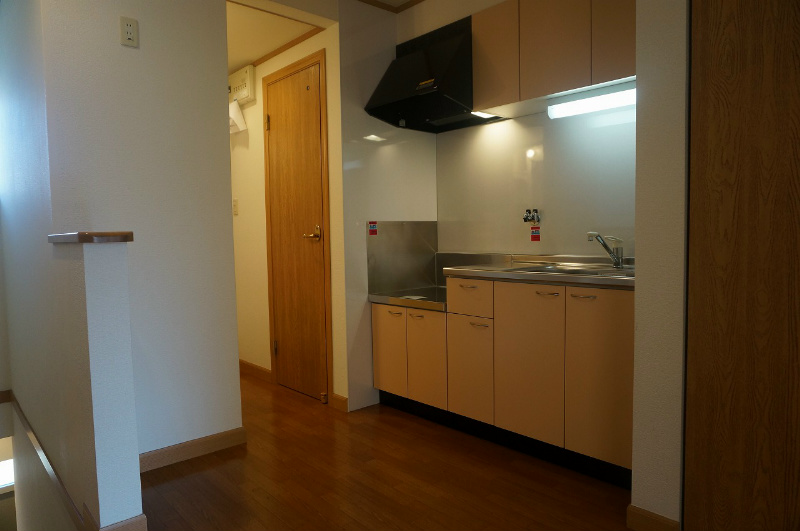 キッチン　※同建物の別のお部屋の写真です。