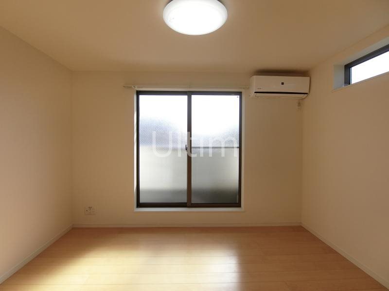 居室・リビング　別の部屋の写真
