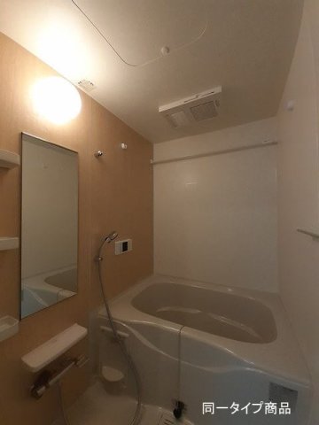 バス・シャワールーム　日々の疲れを癒すお風呂付です