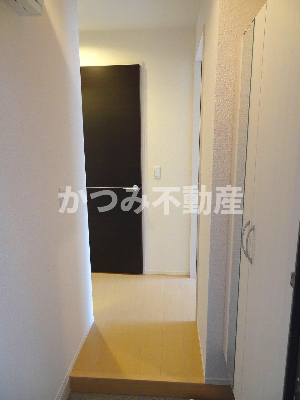 玄関　他号室参考写真