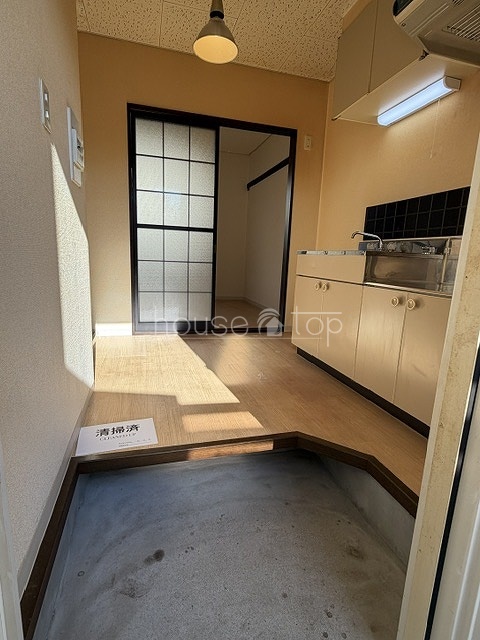 玄関　◆実際のお部屋の写真です♪