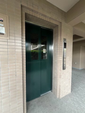 メゾン名谷の外観写真