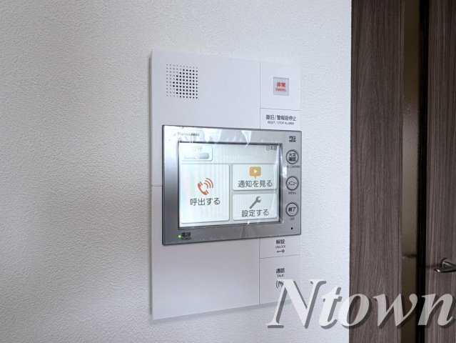 セキュリティ　モニター付きインターホンです。