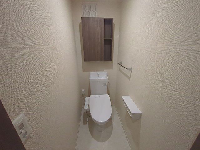 ウィステリア太秦天神川のトイレ写真