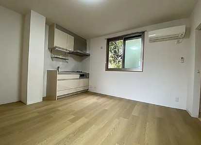 居室・リビング　※同建物別部屋