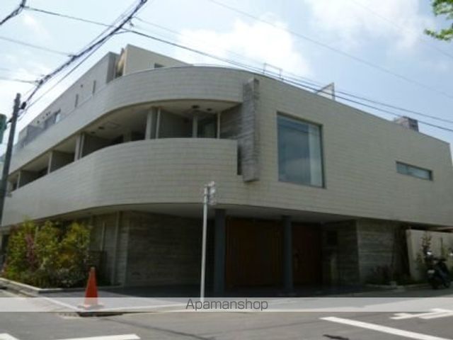 EL COURT WADAの外観写真