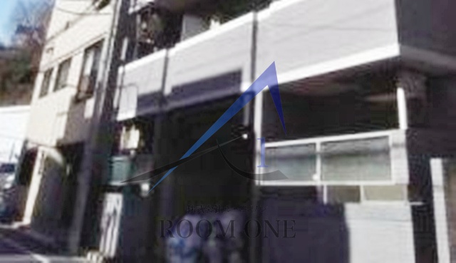 ドルチェ新宿の外観写真